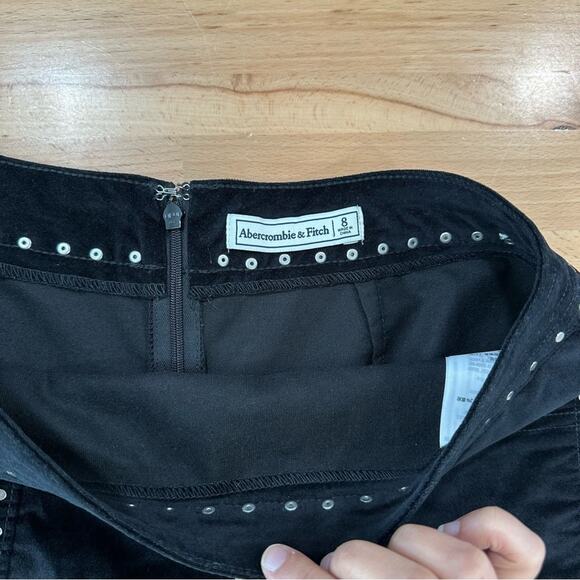 Abercrombie & Fitch Studded Black Velvet Mini Skirt size 8 - Picture 5 of 6